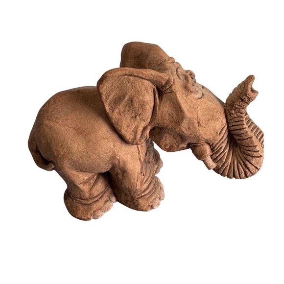 Handcrafted Terracotta Elephant Figurine 5"x3" - Picture 3 of 7